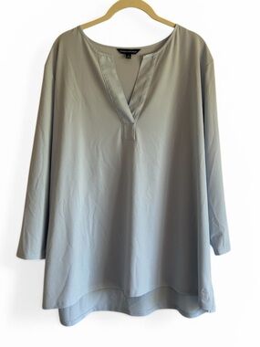 Banana Republic Light Blue Split-Neck Women’s Popover Blouse Top